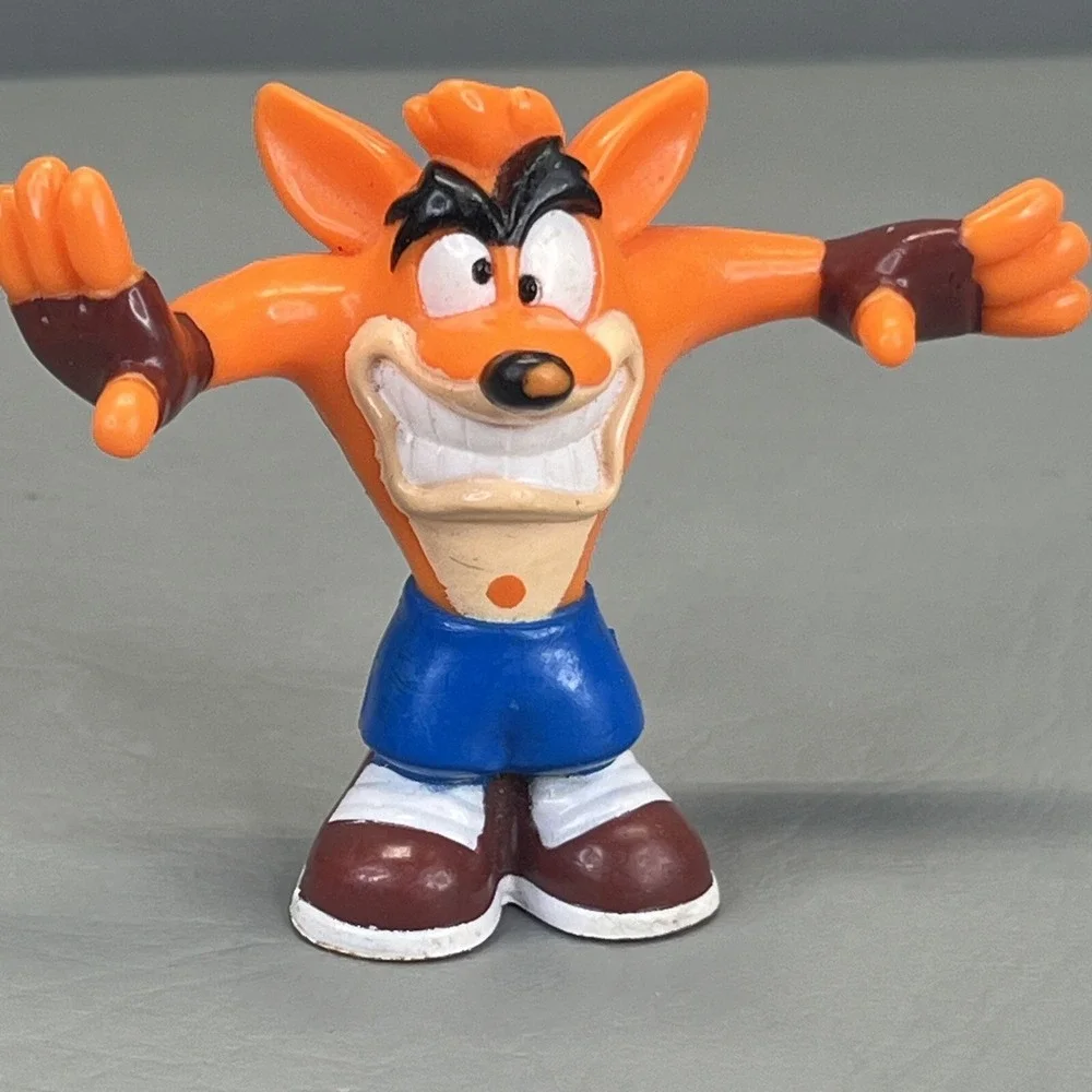 Crash Bandicoot PVC Figure Toy Taco Bell PS1 Playstation Sony Cake Topper
